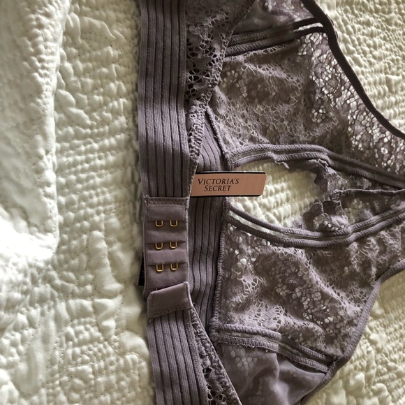 Victoria Secret SEXY, Iridescent High-neck Bra - Picture 5 of 6